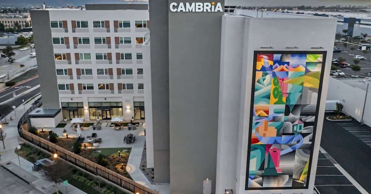 Een foto van Cambria Hotel Burbank Airport