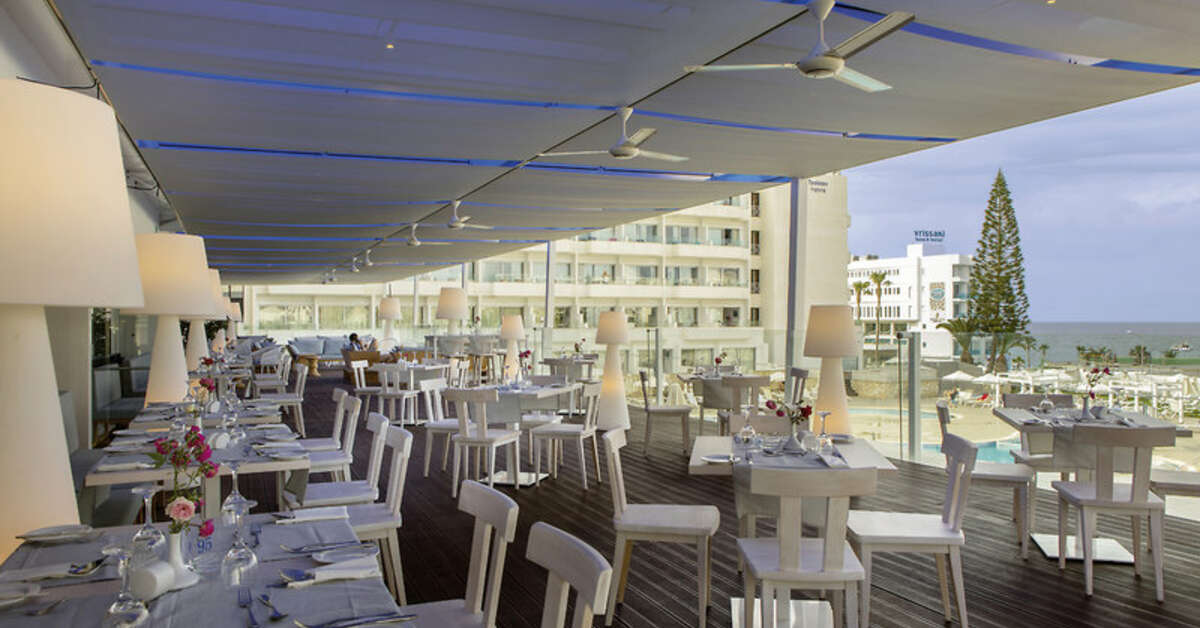 Ein Foto Odessa Beach Hotel