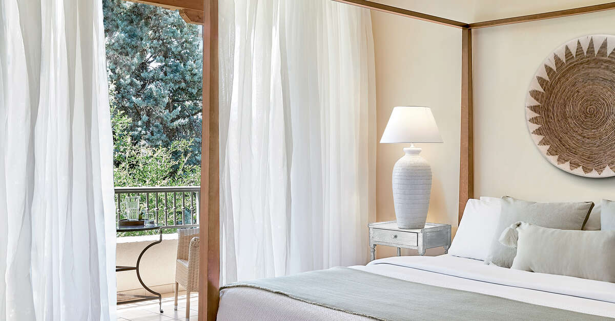 Ein Foto Grecotel Plaza Beach House
