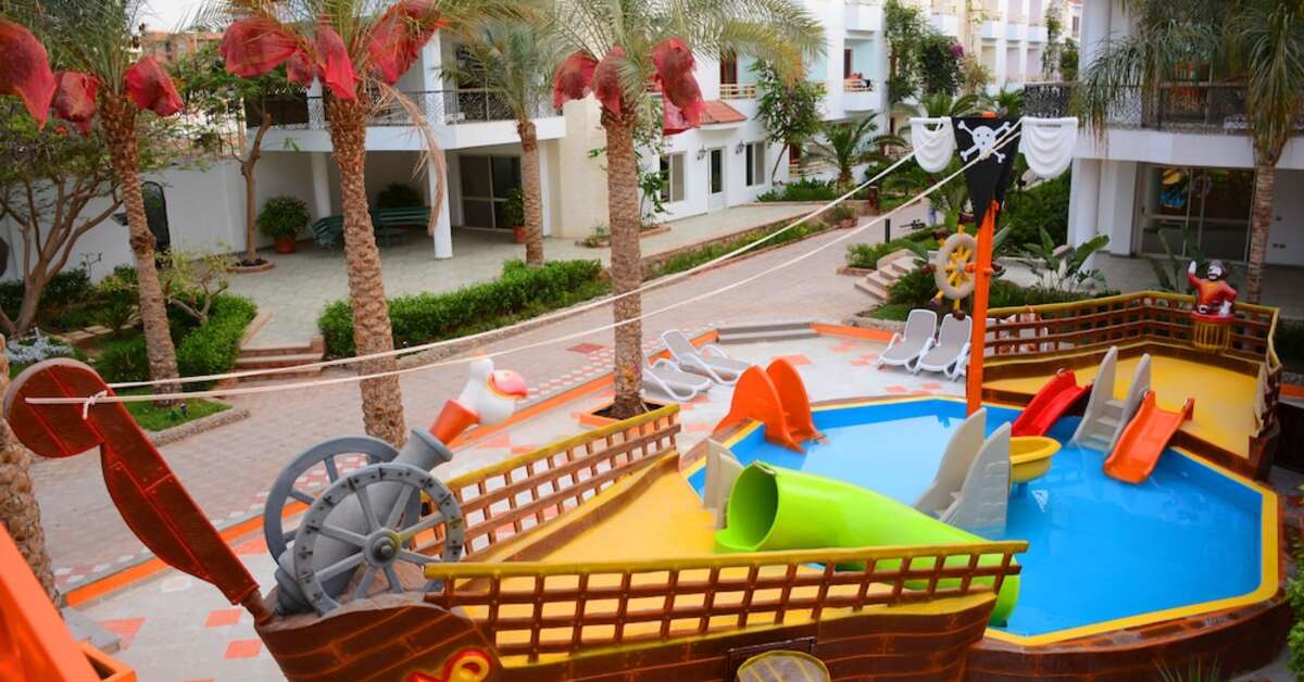 Een foto van het zwembad bij Minamark Resort & Spa