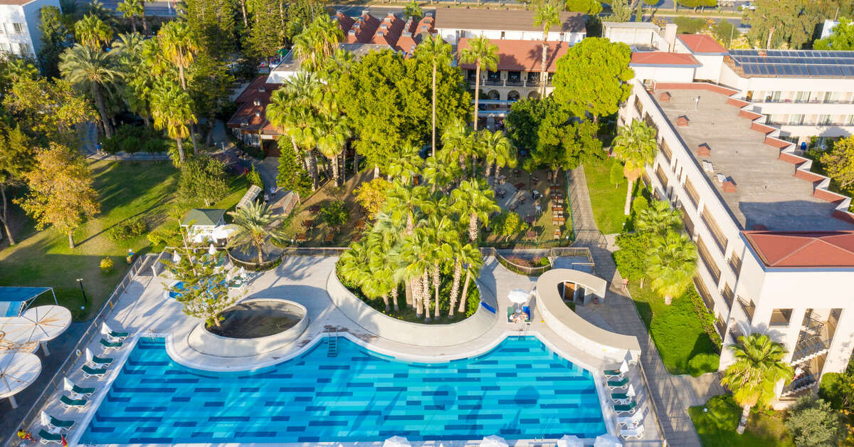 Een foto van het zwembad bij Labranda Alantur Resort