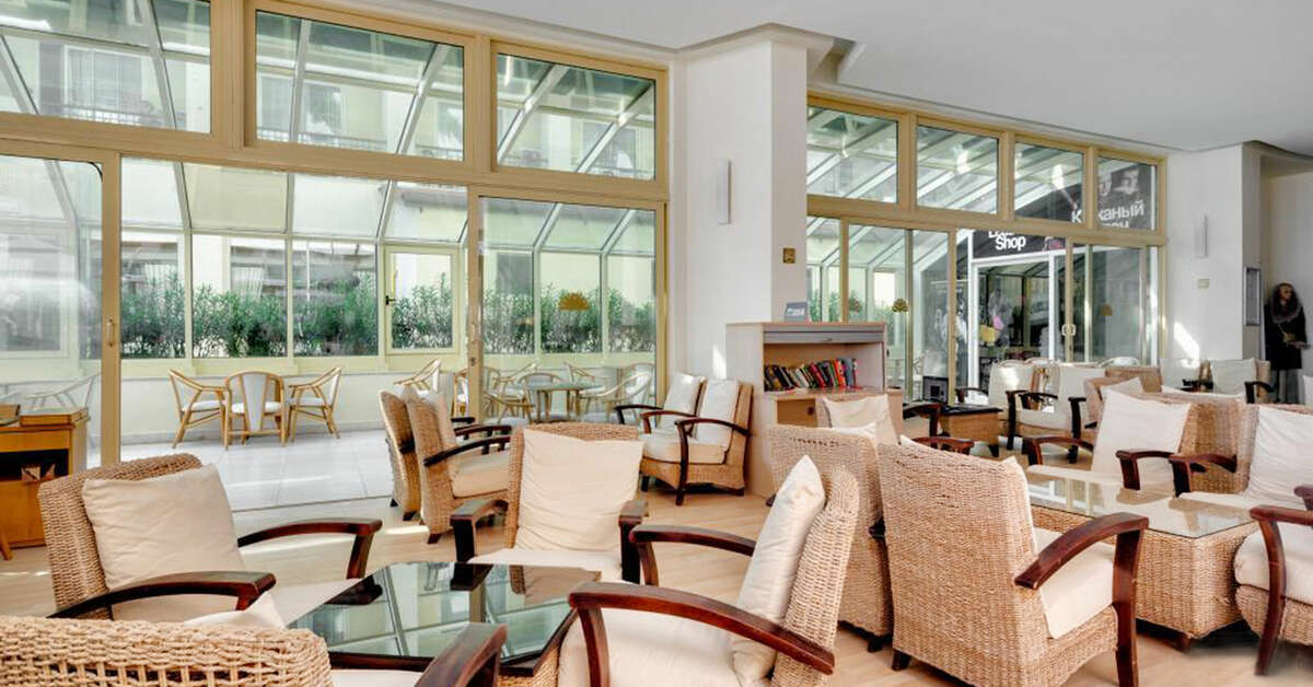 Een foto van het interieur van Hotel Golden Lotus