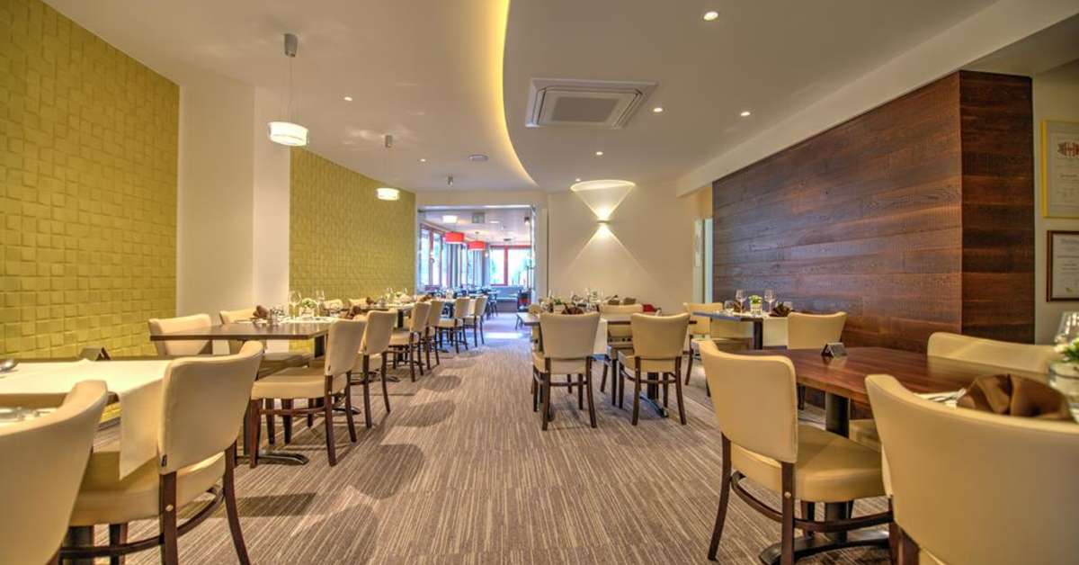 Een foto van de faciliteiten bij Hotel du Commerce