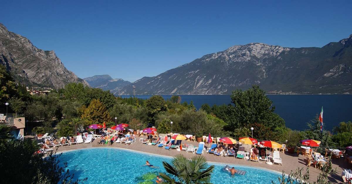 Een foto van het zwembad bij Camping Garda