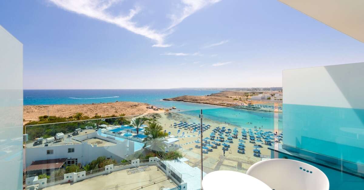 Ein Foto Tasia Maris Sands
