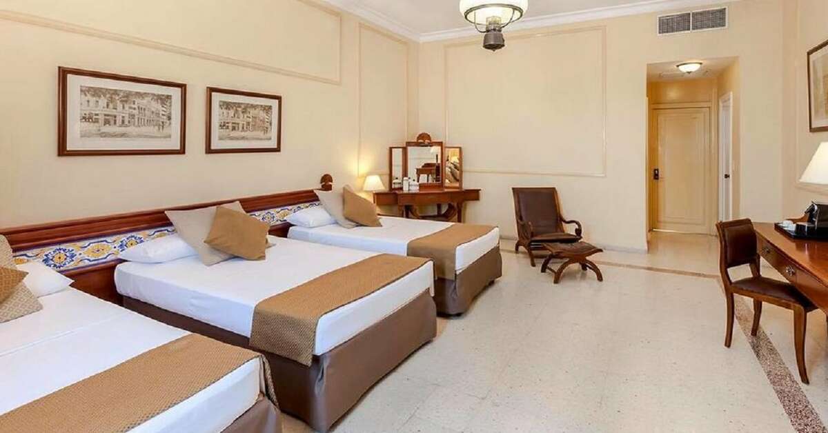 Ein Foto Mercure Sevilla Havane