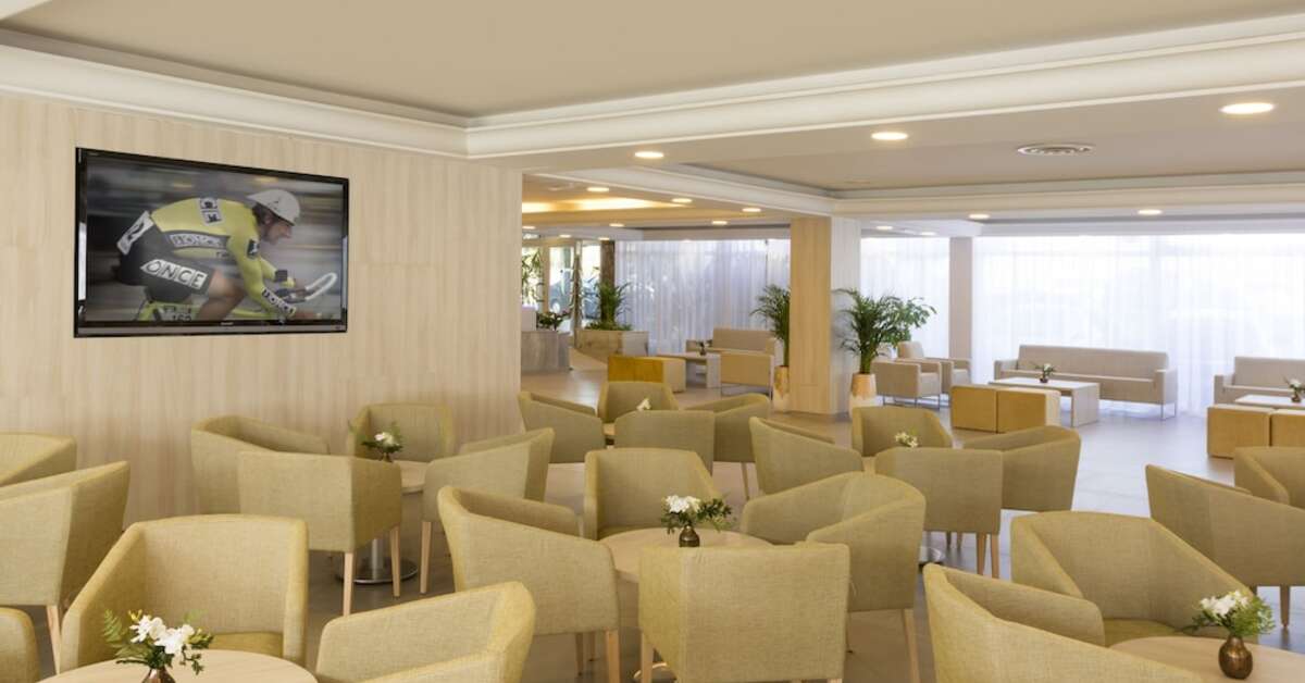 Een foto van het interieur van Tangerine by Honne Hotels