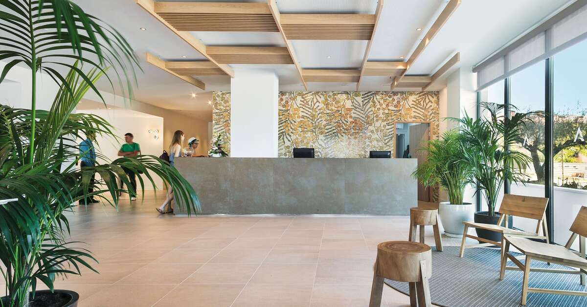Een foto van het interieur van Aqua Hotel Silhouette & Spa