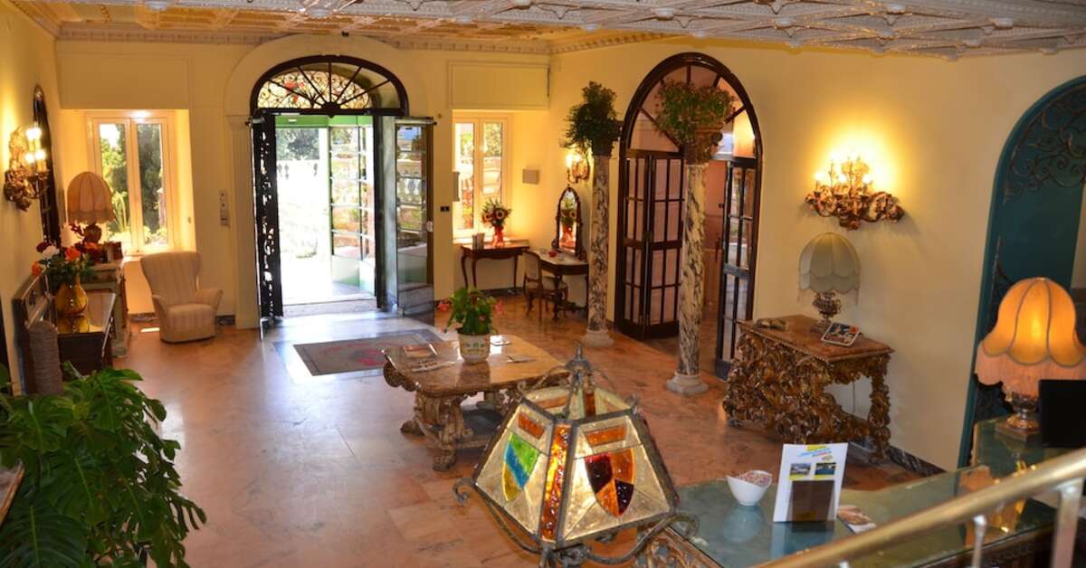 Een foto van het interieur van Taormina Park Hotel