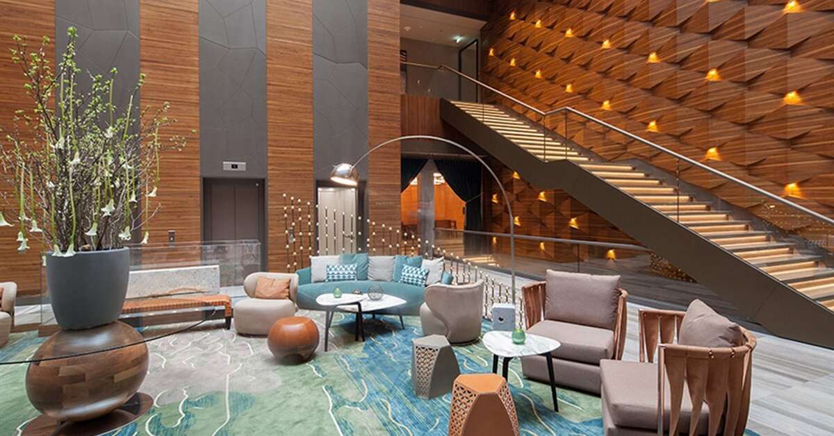 Een foto van het interieur van Titanic Chaussee Berlin