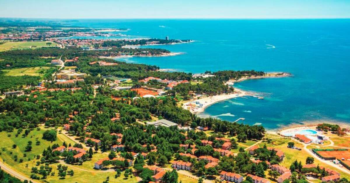 Een foto van een overzicht van Appartementen Polynesia Plava Laguna