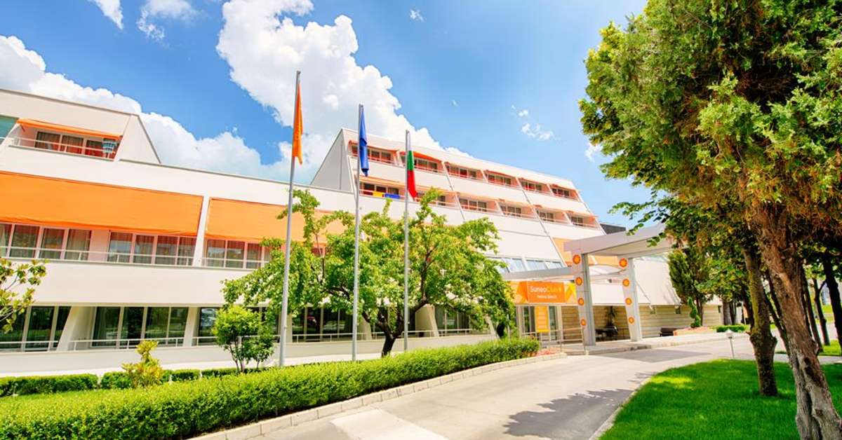 Een foto van de buitenkant van AluaSun Helios Beach