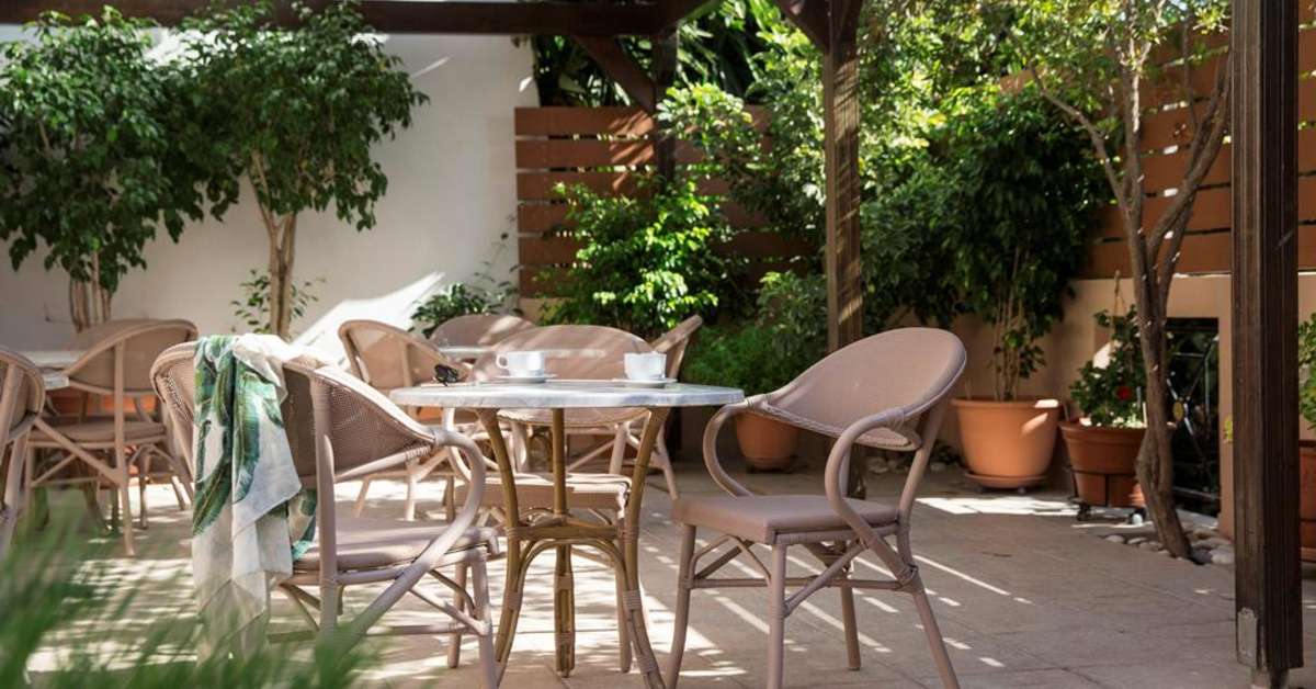 Een foto van het terras bij Dias Studios