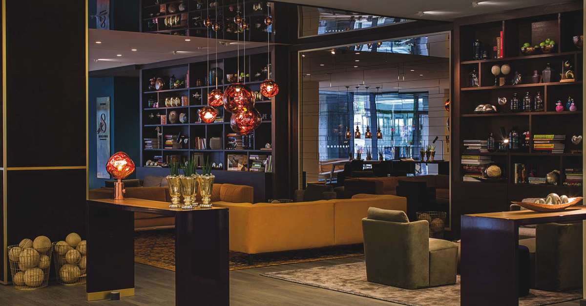 Een foto van het interieur van Vienna House Andel's Berlin