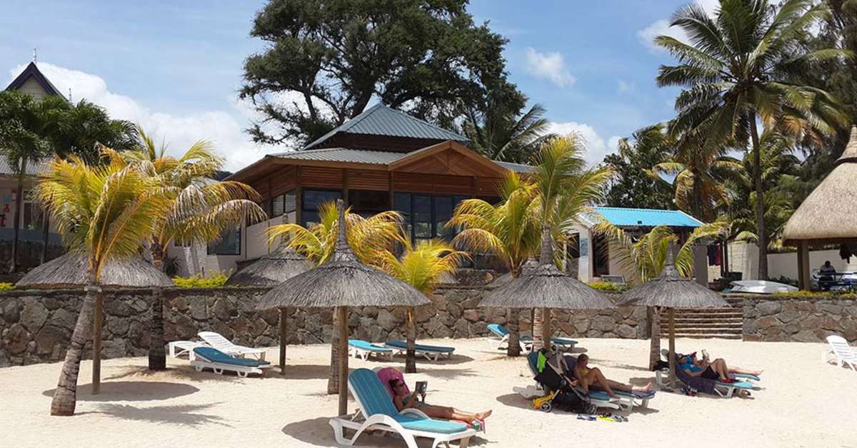 Een foto van het strand bij Anelia Resort & Spa