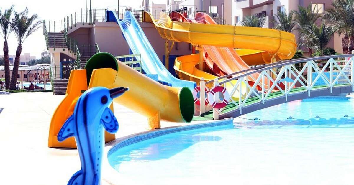 Een foto van het zwembad bij El Karma Aqua Beach Resort