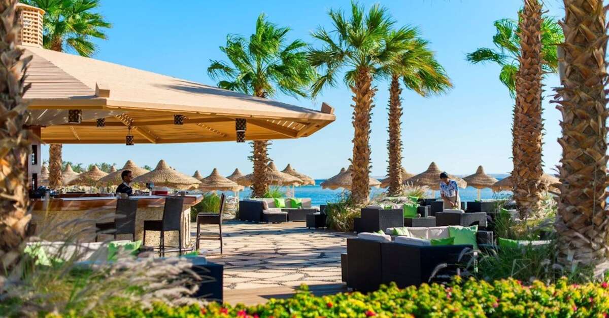 Een foto van het terras bij Baron Resort Sharm El Sheikh