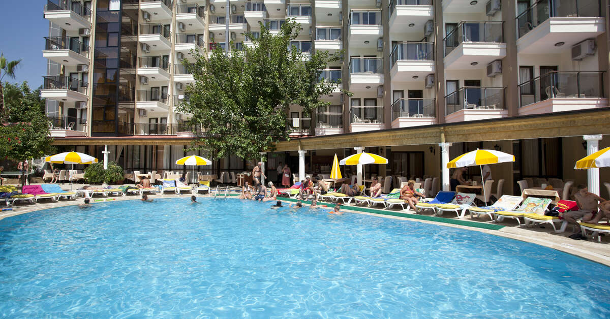 Ein Foto vom Pool im Hotel Monte Carlo