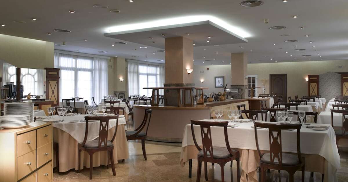 Een foto van de faciliteiten bij Hotel Macia Alfaros