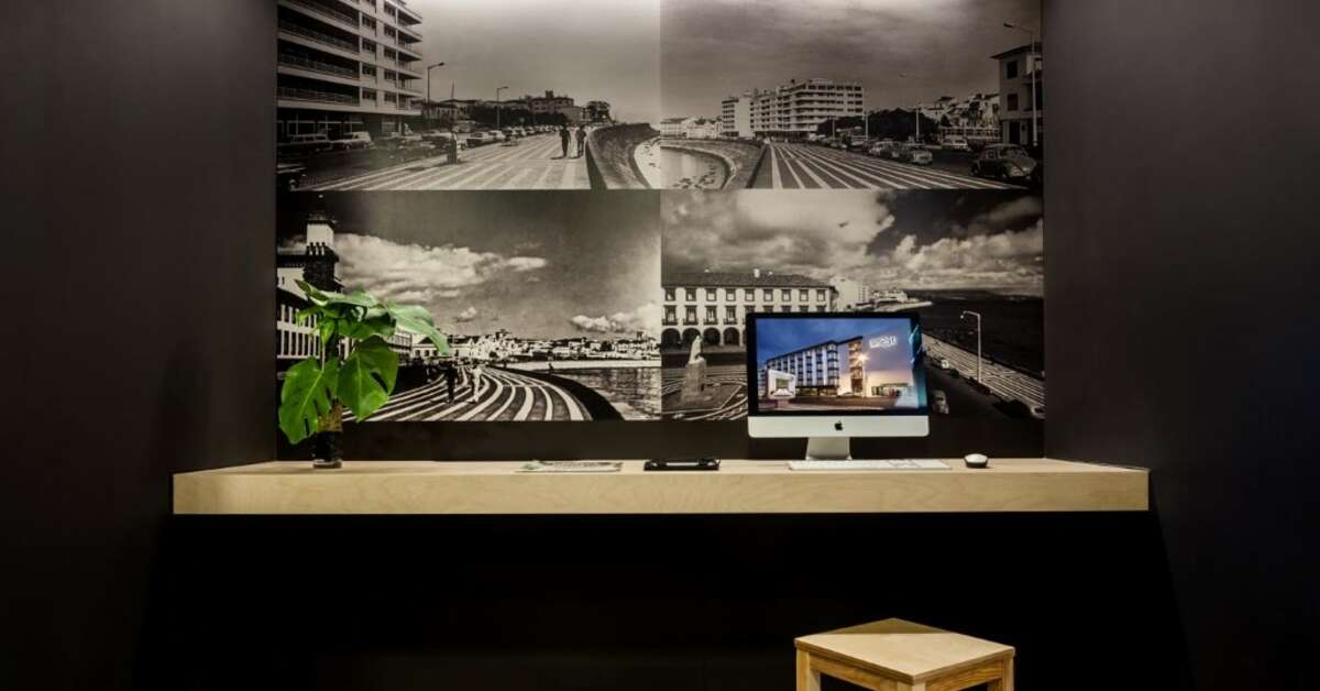Een foto van de faciliteiten bij Neat Hotel Avenida