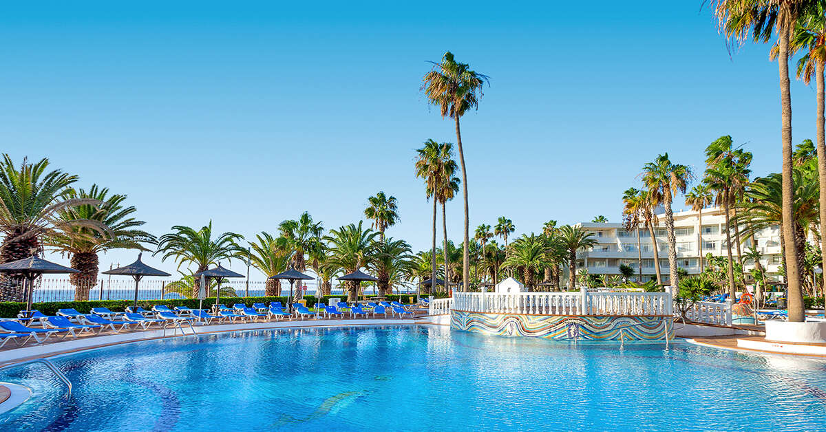 Een foto van het zwembad bij Sol Lanzarote
