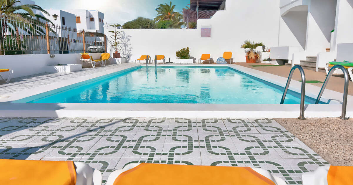 Ein Foto vom Pool im Apartments Isabel