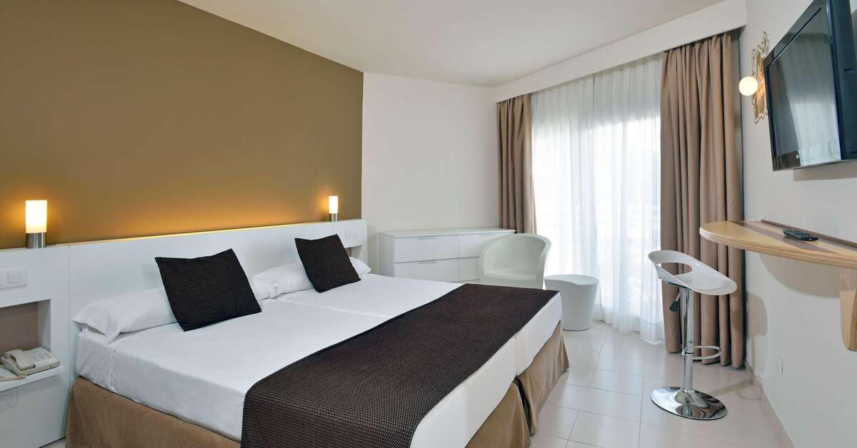 Ein Foto Innside by Melia Wave Calvia