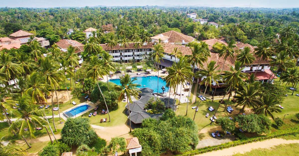Een foto van het zwembad bij Tangerine Beach Hotel
