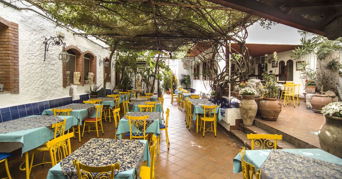Een foto van het terras bij Hotel Da Peppe