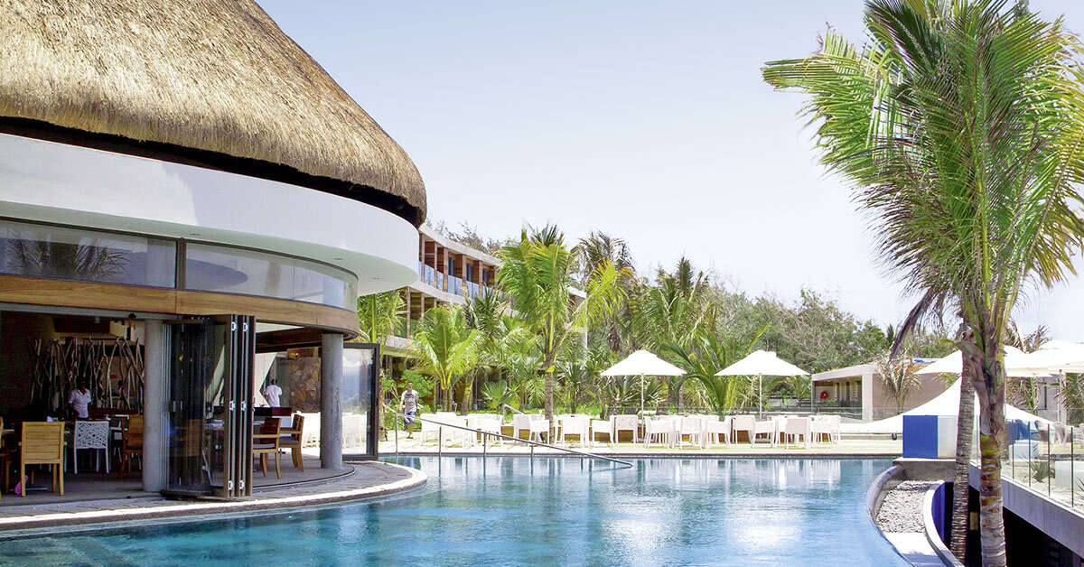 Een foto van het zwembad bij Radisson Blu Poste Lafayette Resort & Spa