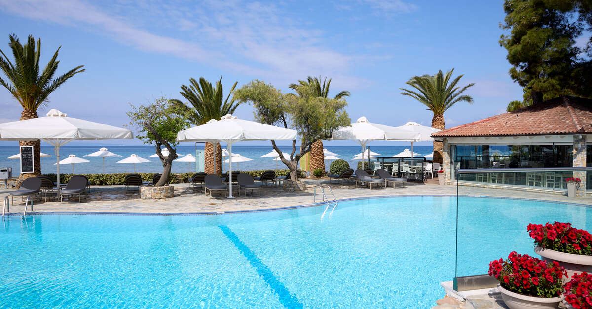 Een foto van het zwembad bij Anthemus Sea Beach Hotel & Spa