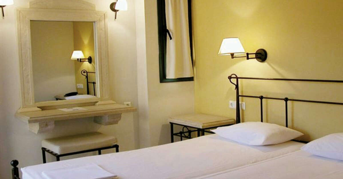 Ein Foto Golden Bay Hotel
