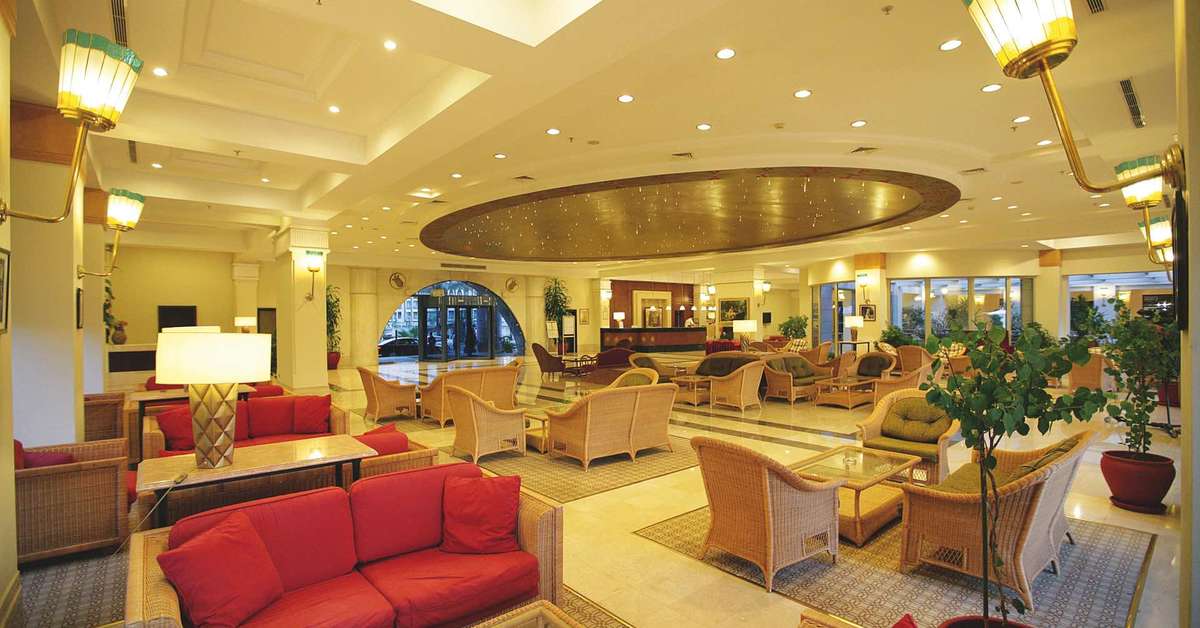 Een foto van het interieur van Kilikya Palace