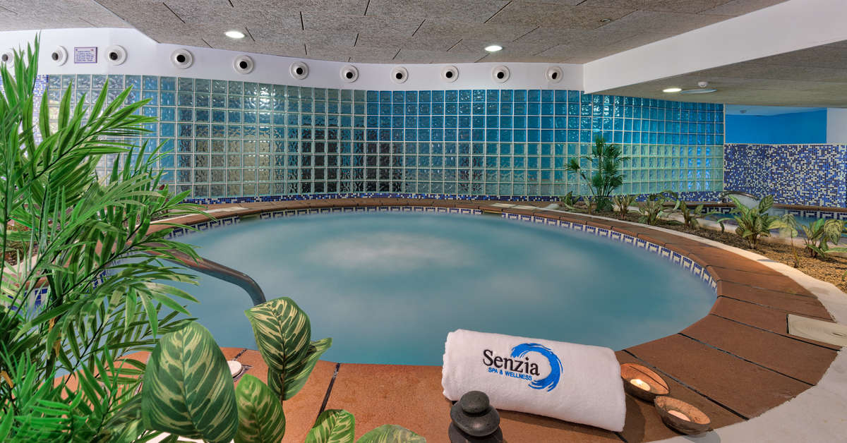 Een foto van het zwembad bij Hotel Ibersol Almunecar Beach & Spa