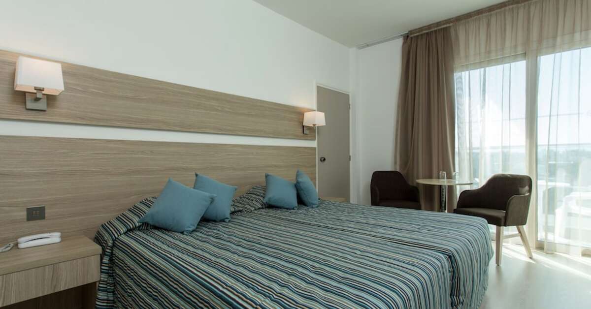Een foto van Kapetanios Bay Hotel