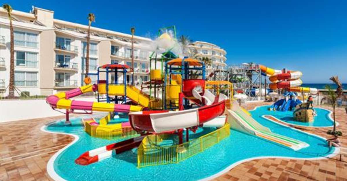 Een foto van het zwembad bij Globales Bouganvilla Aparthotel