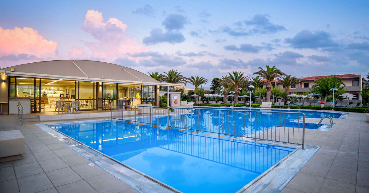 Een foto van het zwembad bij Marino's Beach Appartementen