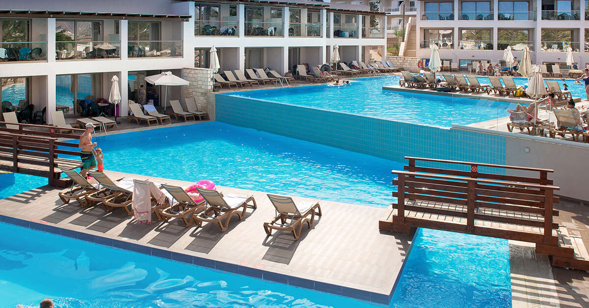 Een foto van het zwembad bij Gouves Water Park Holiday Resort