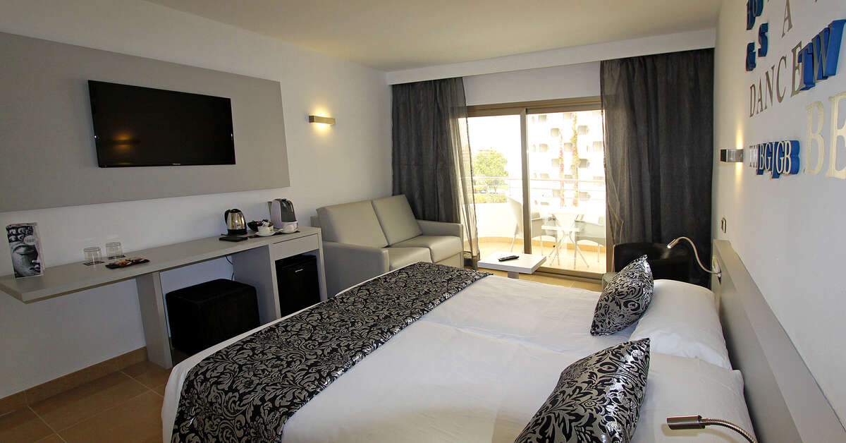 Ein Foto BG Pamplona Hotel