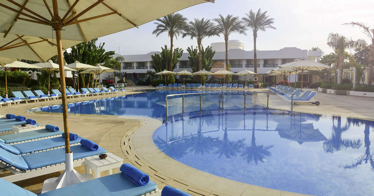 Ein Foto vom Pool im Novotel Sharm El Sheikh Palm