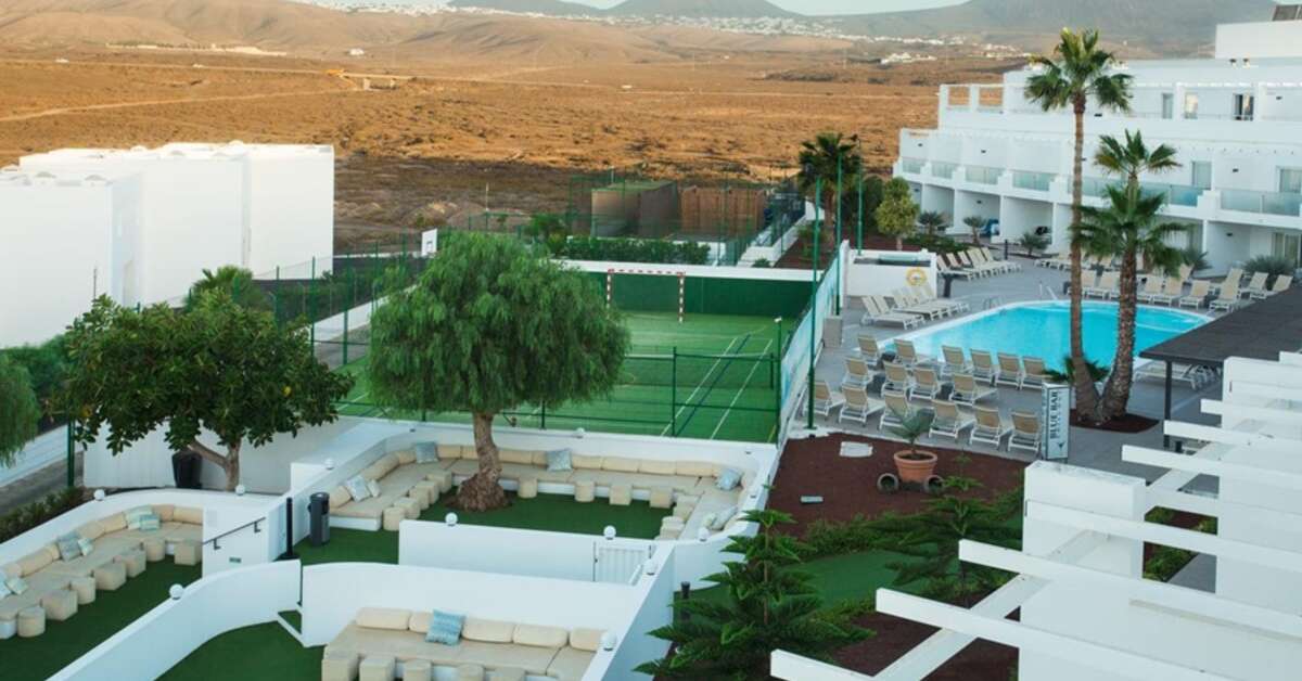 Een foto van de buitenkant van Sentido Aequora Lanzarote Suites