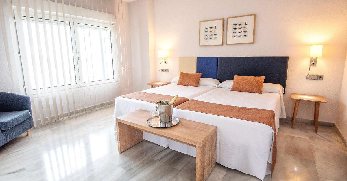 Een foto van First Flatotel International