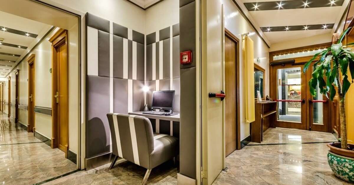 Een foto van het interieur van Hotel Giolli Nazionale
