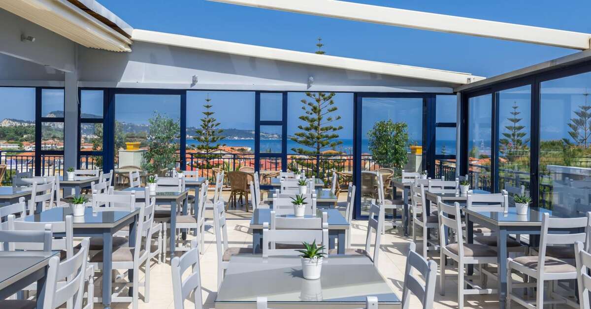Een foto van het terras bij Contessa Hotel