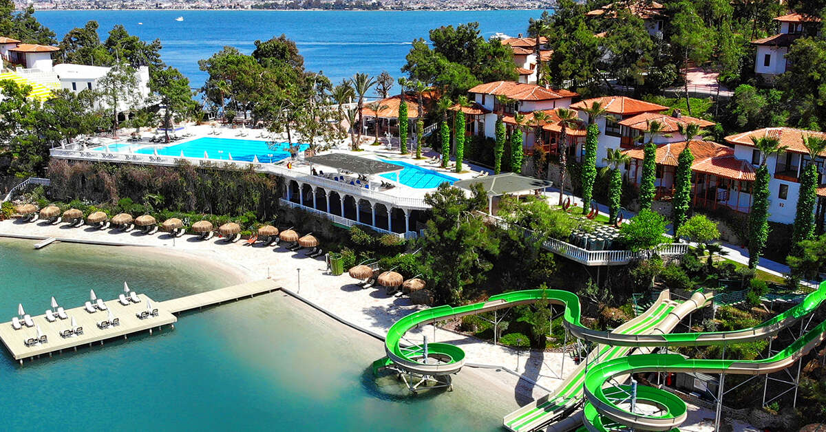 Een foto van het zwembad bij Club & Hotel Letoonia