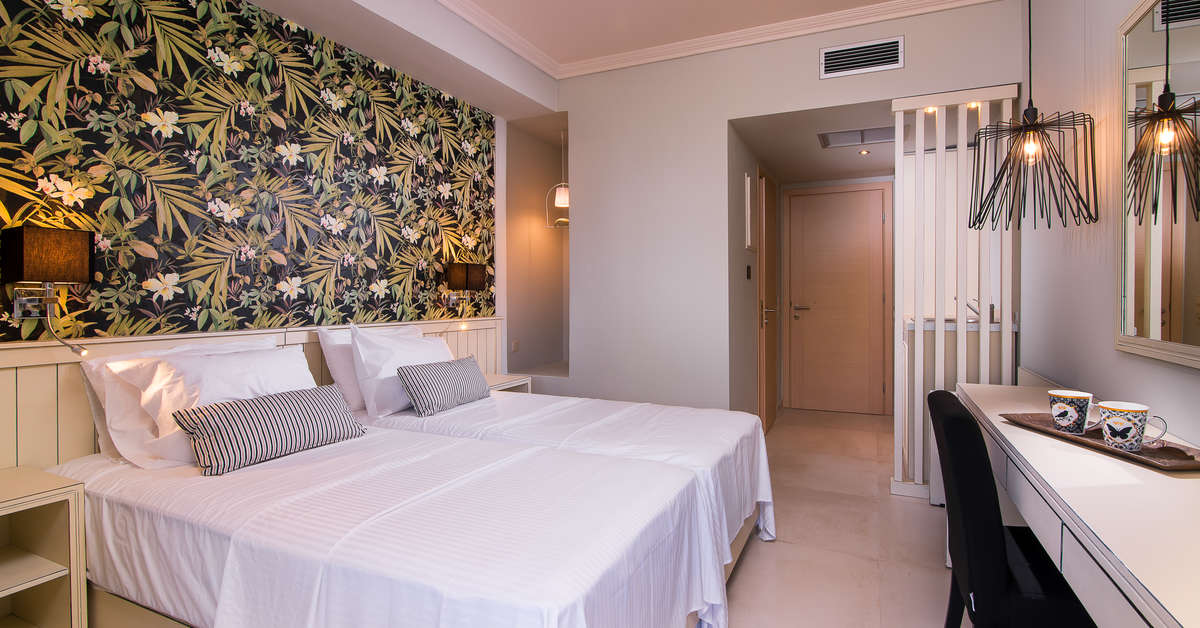 Een foto van Neikos Mediterraneo Luxury Suites