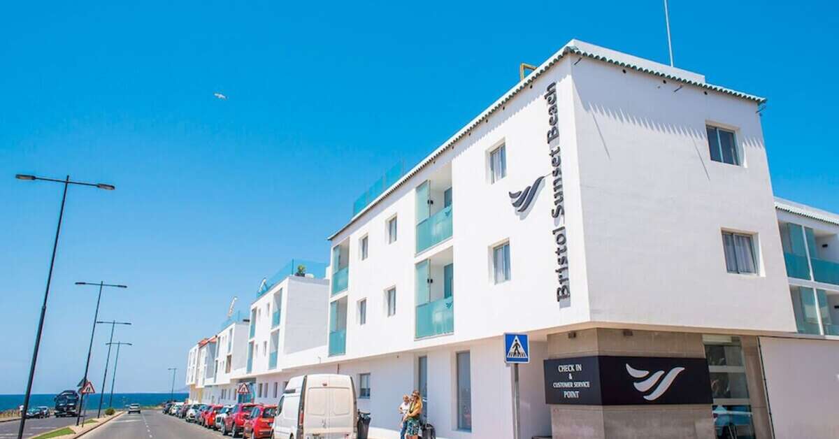 Een foto van de buitenkant van Bristol Sunset Beach