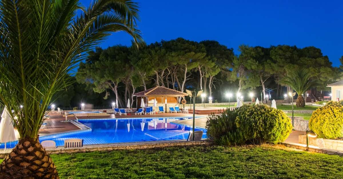 Een foto van het zwembad bij Surreal Keri Village & Spa by Zante Plaza