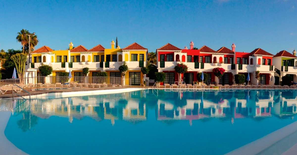 Een foto van het zwembad bij Vistaflor Bungalows
