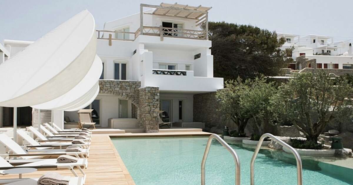 Een foto van het zwembad bij Kove Mykonos - A Myconian Collection Hotel